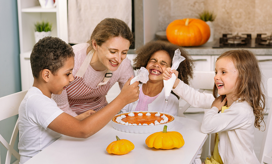 How Kids Can Maintain a Healthy Smile During Thanksgiving