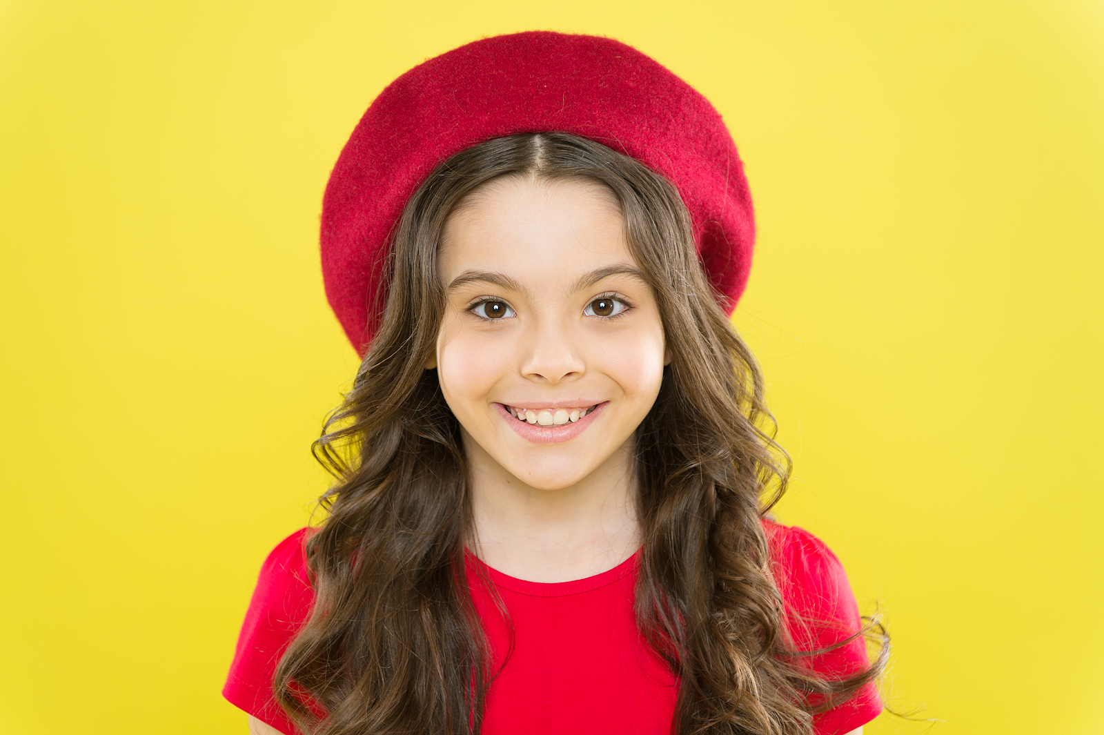 Top 5 Foods to Keep Your Child’s Teeth Strong and Healthy